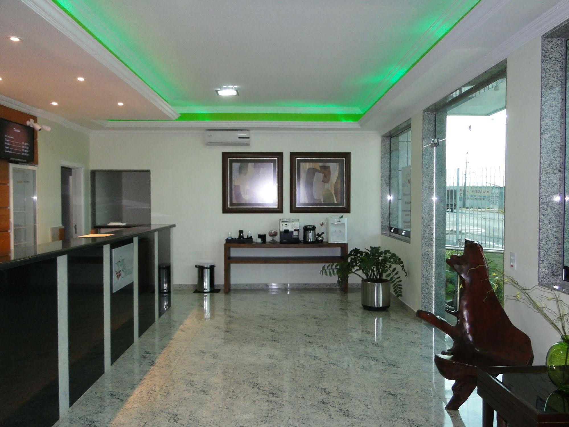 Hotel Flor De Minas Uberaba Kültér fotó
