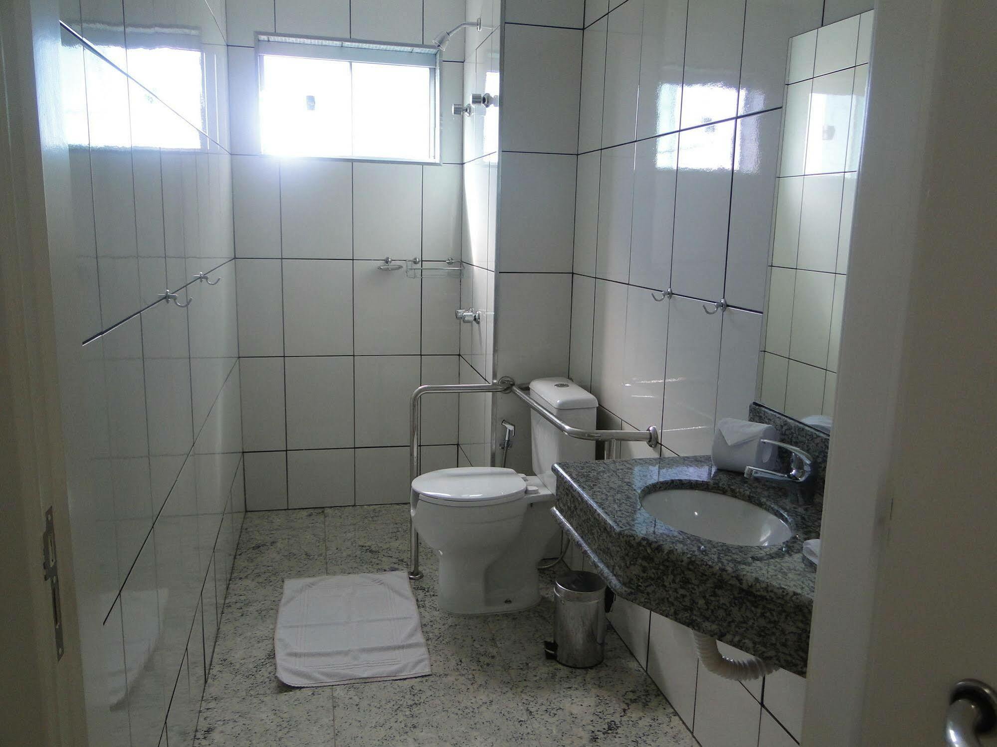 Hotel Flor De Minas Uberaba Kültér fotó