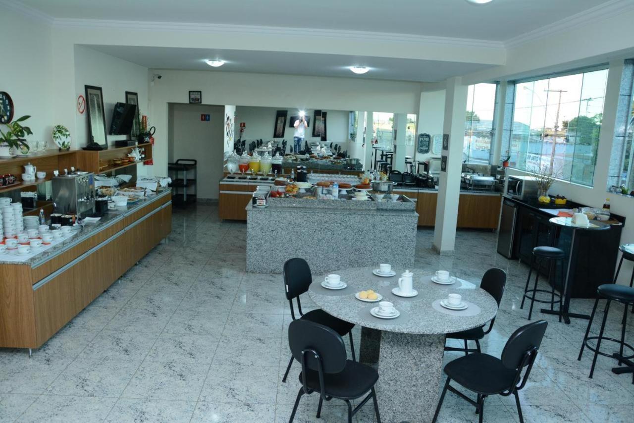 Hotel Flor De Minas Uberaba Kültér fotó